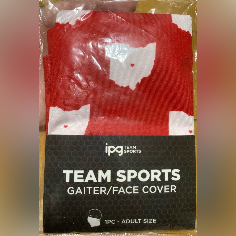 NWT Red and White Team Sports Gaiter Face Cover